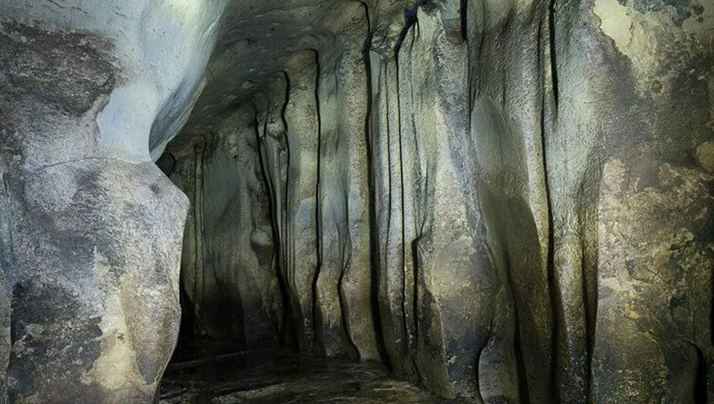 Pinagrealan Cave