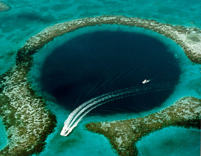 The Giant Sinkhole, Belize