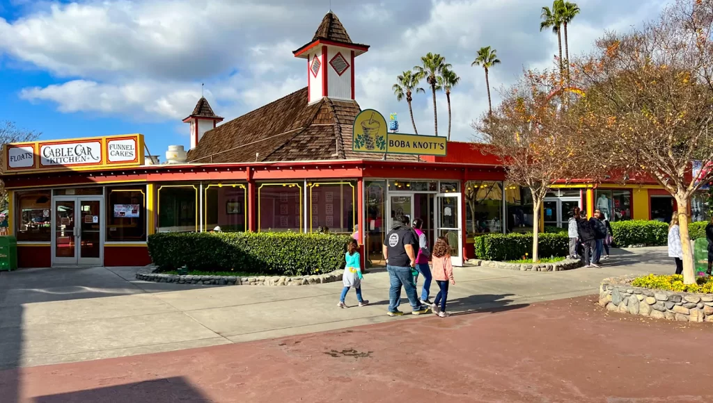  Knott's Berry Farm