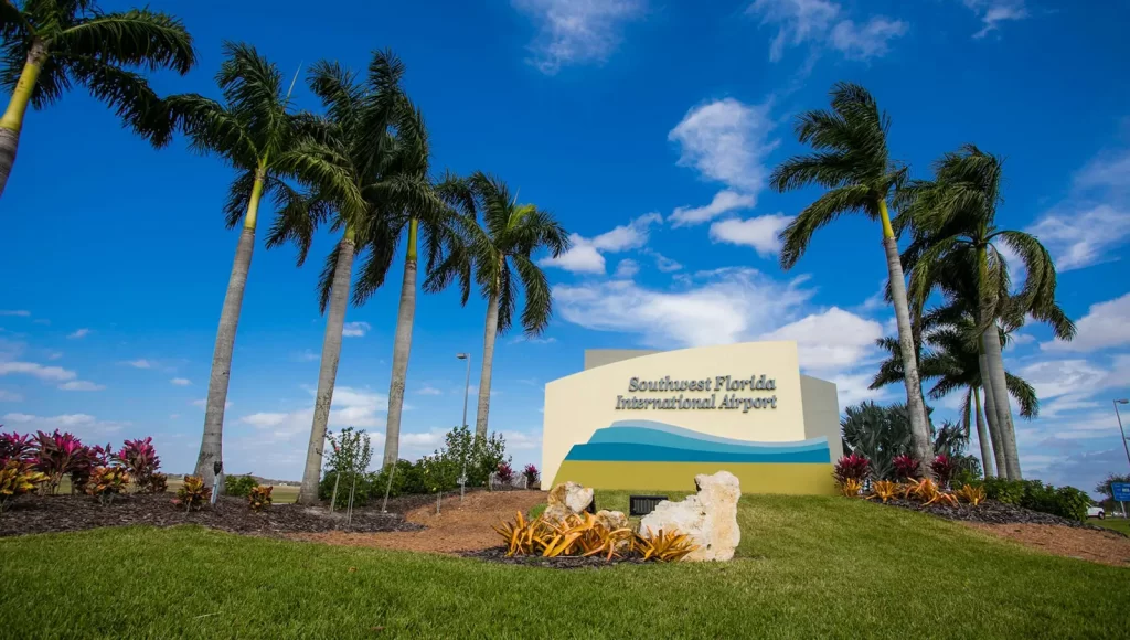 Southwest Florida International Airport (RSW)