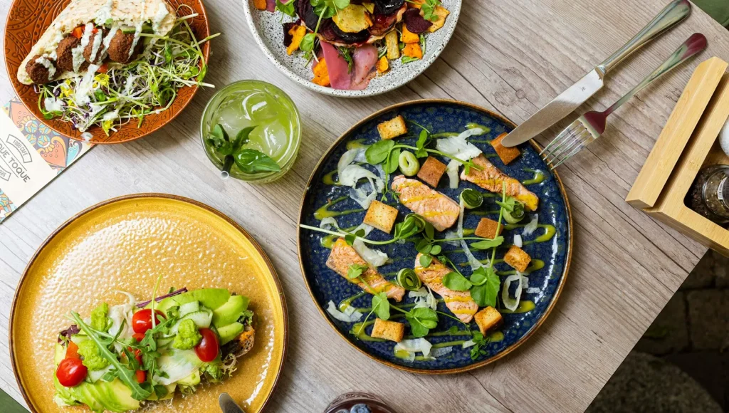 Eat at a Wharf Cellar Café