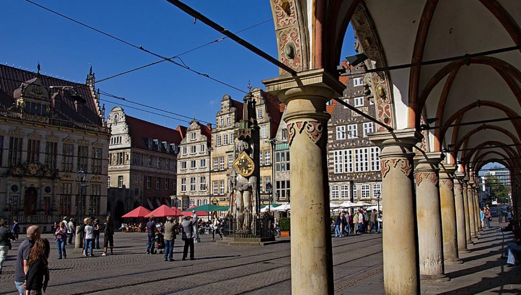 Walk Through Markt Square