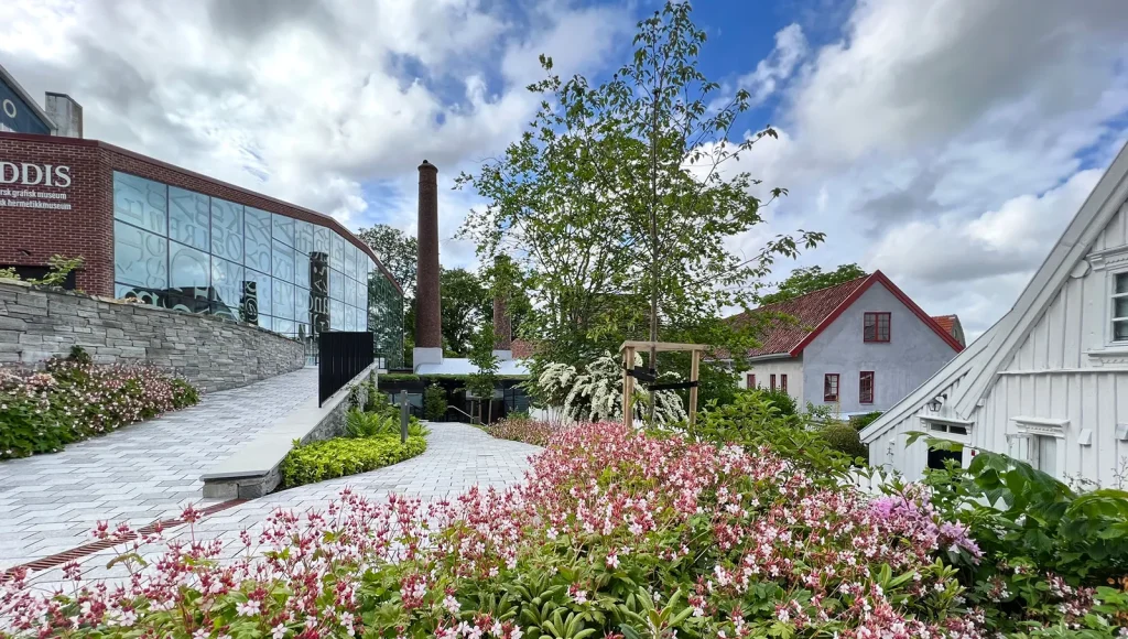 IDDIS: Printing and Canning Museums