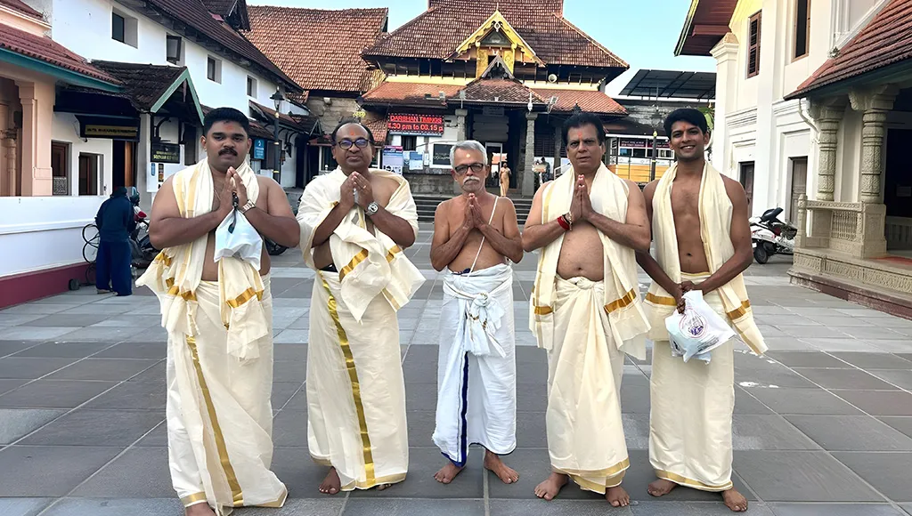 Padmanabhaswamy Temple Dress Code for Men